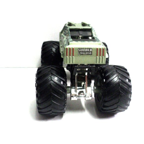 Monster Jam Soldier Fortune Green Vehicle 2018 Hot Wheels 1:43 Scale 3 3/4" Long - Picture 3 of 5